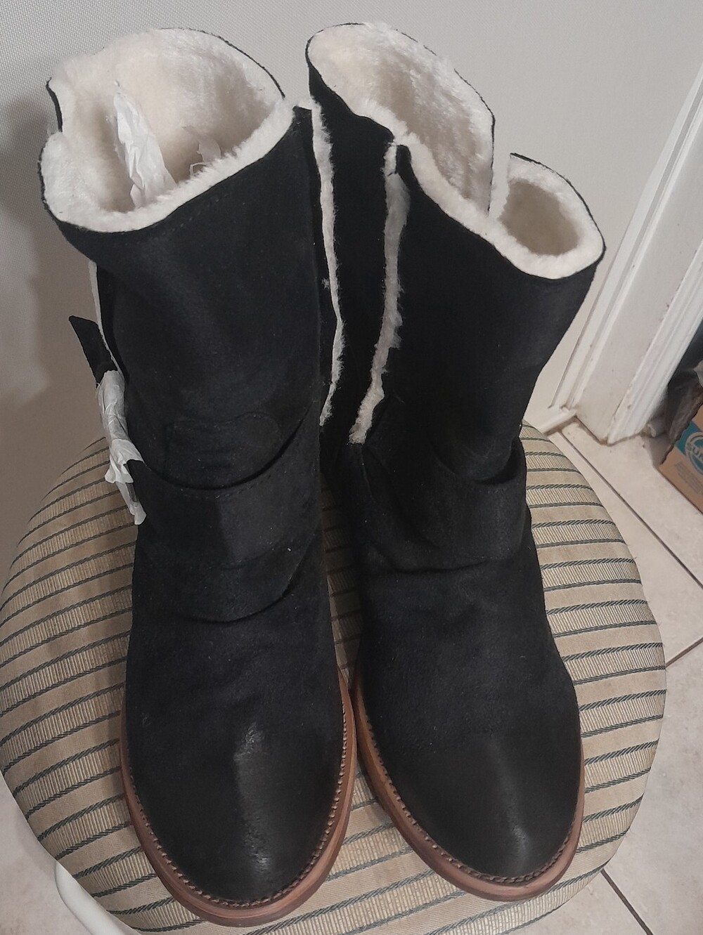 DPA Collection Black Faux-Suede Shearling-Lined Winter Boots